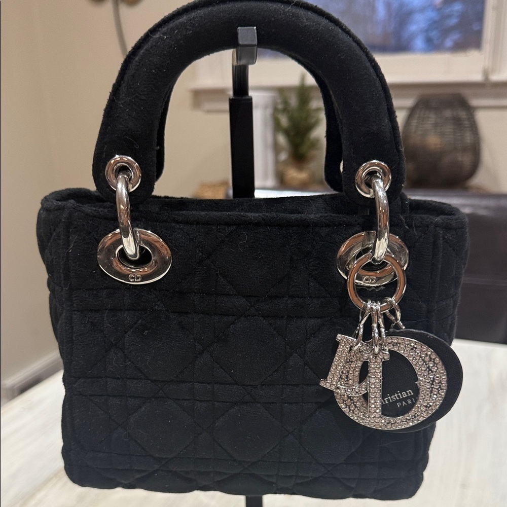 Source Unknown Black Quilted Mini Bag - image 1